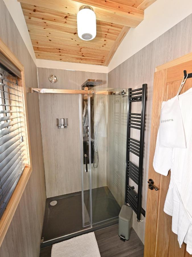 Pod 1, Sinclair Bay Lodges Keiss Exterior photo